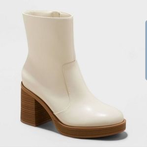 Women's Jenna Platform Boots - Universal Thread Off-White 9.5